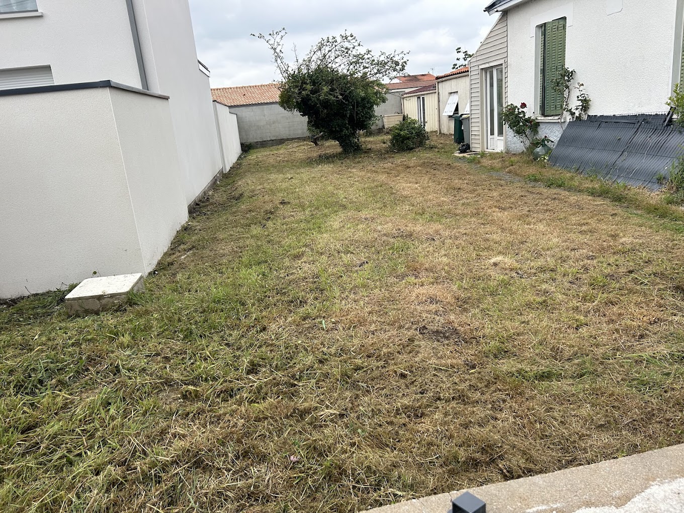 élagage paysagiste tonte de pelouse Saint-Herblain Nantes
